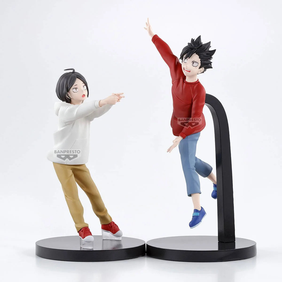 Haikyu!! – Figurine Kuroo & Kenma The Dumpster Battle